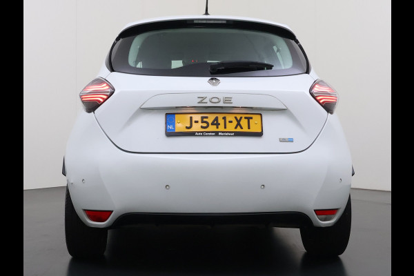 Renault ZOE R135 Zen **52kWh** Warmtepomp Eigen Accu Navi Ecc Apple Carplay/Android Auto Keyless Bluetooth Cruise Control Pdc SOH 76% Regen-Lichtsensor Led Lmv Isofix Lane Assist 1e Eigenaar Dealeronderhouden Origineel Nederlandse Auto