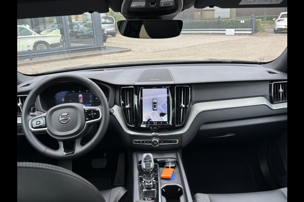 Volvo XC60 2.0 T6 Plug-in hybrid AWD Plus Black Edition LIGHTING PACK | 360 GRADEN CAMERA | HARMAN/KARDON AUDIO | HEAD-UP DISPLAY | PANORAMA DAK| VOLVO DEALER ONDERHOUDEN|