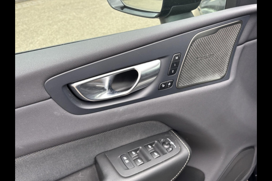 Volvo XC60 2.0 T6 Plug-in hybrid AWD Plus Black Edition LIGHTING PACK | 360 GRADEN CAMERA | HARMAN/KARDON AUDIO | HEAD-UP DISPLAY | PANORAMA DAK| VOLVO DEALER ONDERHOUDEN|