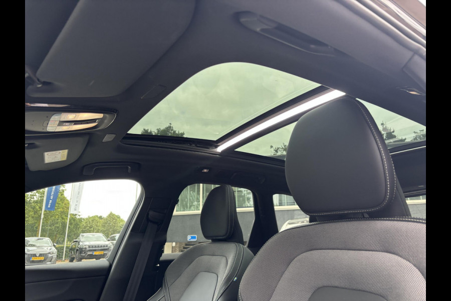 Volvo XC60 2.0 T6 Plug-in hybrid AWD Plus Black Edition LIGHTING PACK | 360 GRADEN CAMERA | HARMAN/KARDON AUDIO | HEAD-UP DISPLAY | PANORAMA DAK| VOLVO DEALER ONDERHOUDEN|