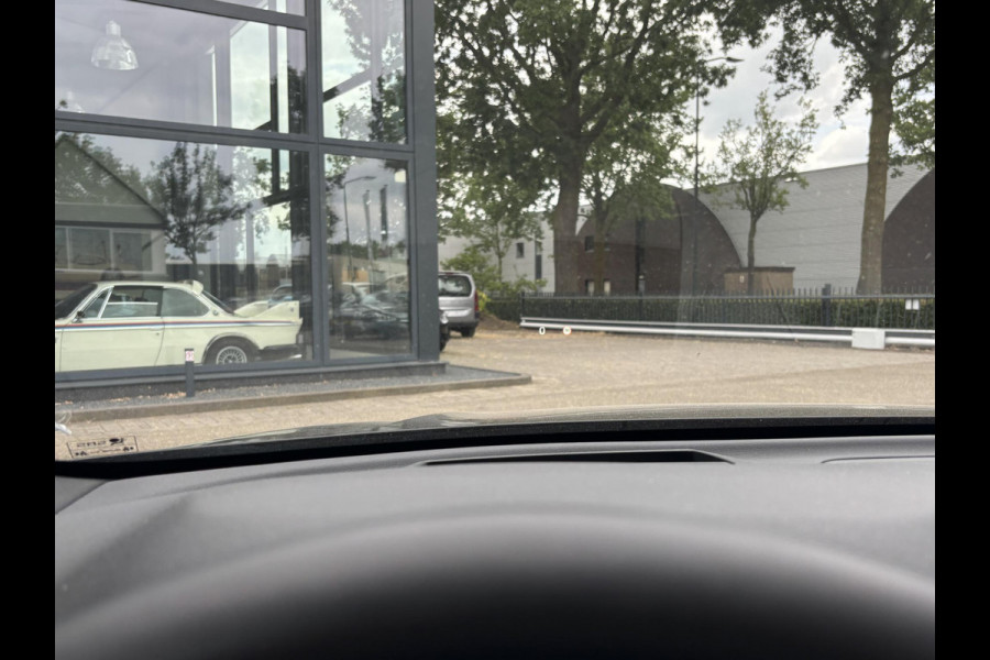 Volvo XC60 2.0 T6 Plug-in hybrid AWD Plus Black Edition LIGHTING PACK | 360 GRADEN CAMERA | HARMAN/KARDON AUDIO | HEAD-UP DISPLAY | PANORAMA DAK| VOLVO DEALER ONDERHOUDEN|