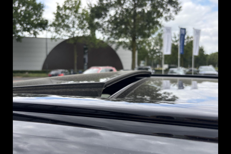 Volvo XC60 2.0 T6 Plug-in hybrid AWD Plus Black Edition LIGHTING PACK | 360 GRADEN CAMERA | HARMAN/KARDON AUDIO | HEAD-UP DISPLAY | PANORAMA DAK| VOLVO DEALER ONDERHOUDEN|