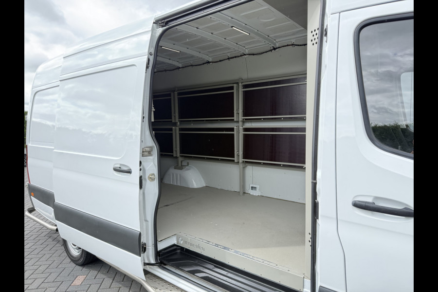 Mercedes-Benz Sprinter 311 2.2 CDI AUTOMAAT L3H2 EURO 6 / PostNL INRICHTING / AIRCO / 1e eigenaar / CAMERA / SIDEBARS