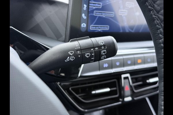MG MG3 Hybrid+ 1.5 Hybrid+ Luxury 7 JAAR MG FABRIEKS GARANTIE TM 02-2032 | STOEL + STUURVERWARMING | 360 CAMERA | ADAP. CRUISE | DODE HOEK | KEYLESS | APPLE CARPLAY |