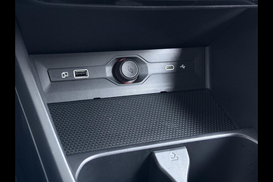 MG MG3 Hybrid+ 1.5 Hybrid+ Luxury 7 JAAR MG FABRIEKS GARANTIE TM 02-2032 | STOEL + STUURVERWARMING | 360 CAMERA | ADAP. CRUISE | DODE HOEK | KEYLESS | APPLE CARPLAY |