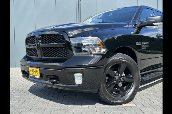 Dodge Ram 1500 5.7 V8 CLASSIC NIGHT 4x4 / PRINS LPG / BPM VRIJ / CAMERA / NAVI / 3.5T TREKHAAK / ECC / CRUISE / DUBBEL CABINE