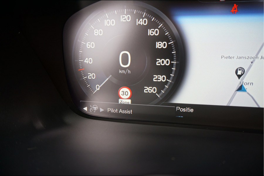 Volvo XC40 1.5 T5 Recharge ULTIMATE Schuifdak, Pilot Assist, Harman Kardon®
