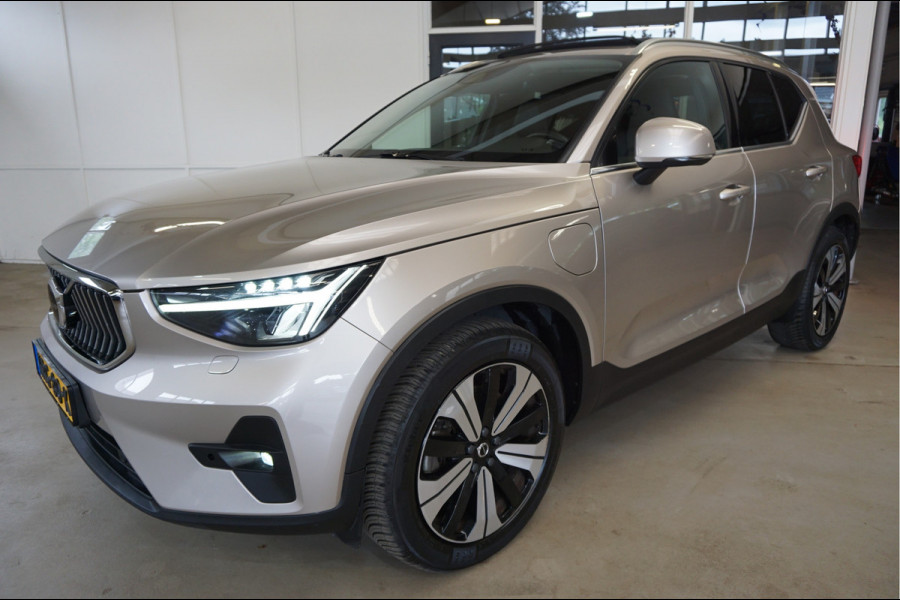 Volvo XC40 1.5 T5 Recharge ULTIMATE Schuifdak, Pilot Assist, Harman Kardon®