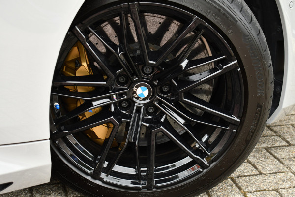 BMW M5 Touring | Chalk Individual | Ultimate Pack | Keramisch | Pano | Trekh | B&W | DA+