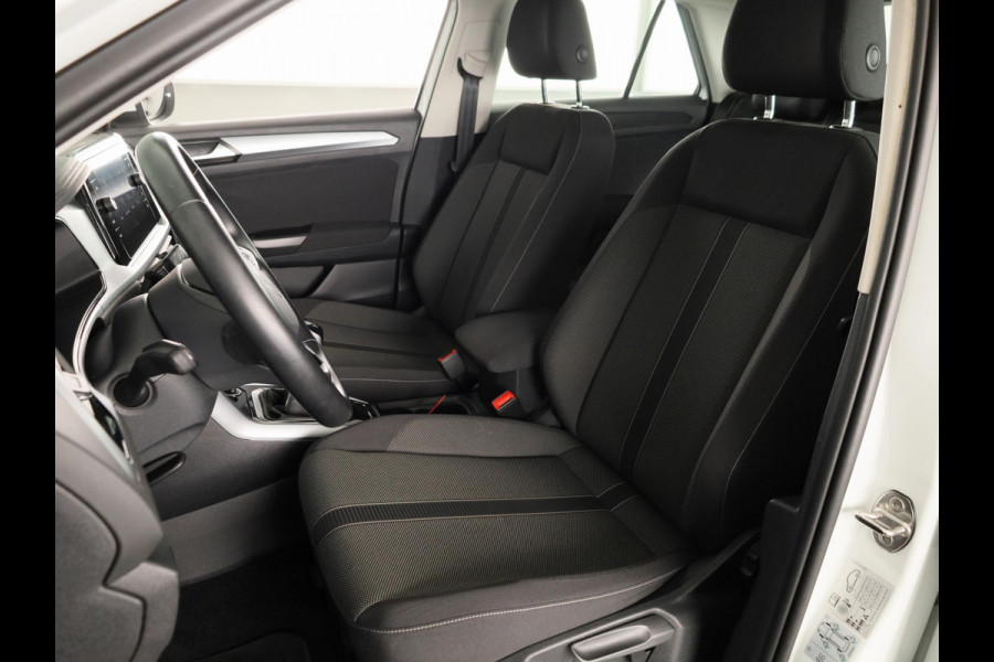 Volkswagen T-Roc 1.0 TSI Life 110 pk | Navigatie via App | LED Koplampen | Parkeersensoren (Park assist) | Achteruitrijcamera | Autom. airco | Keyless |