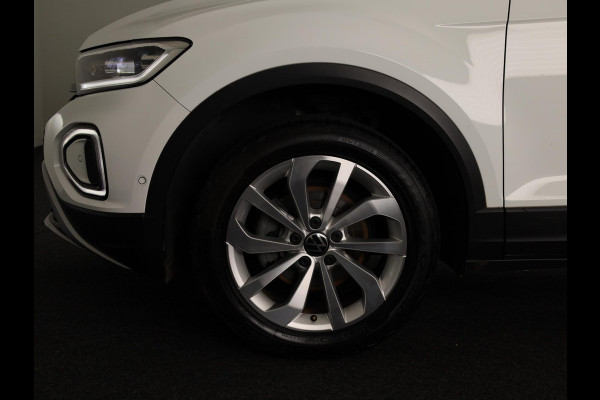 Volkswagen T-Roc 1.0 TSI Life 110 pk | Navigatie via App | LED Koplampen | Parkeersensoren (Park assist) | Achteruitrijcamera | Autom. airco | Keyless |