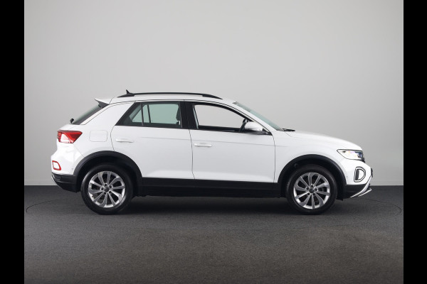 Volkswagen T-Roc 1.0 TSI Life 110 pk | Navigatie via App | LED Koplampen | Parkeersensoren (Park assist) | Achteruitrijcamera | Autom. airco | Keyless |