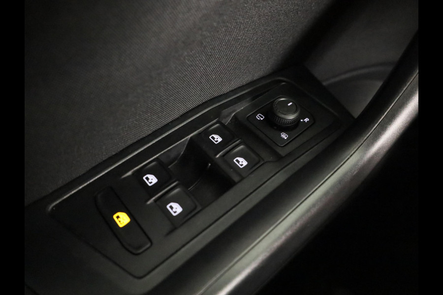 Volkswagen T-Roc 1.0 TSI Life 110 pk | Navigatie via App | LED Koplampen | Parkeersensoren (Park assist) | Achteruitrijcamera | Autom. airco | Keyless |