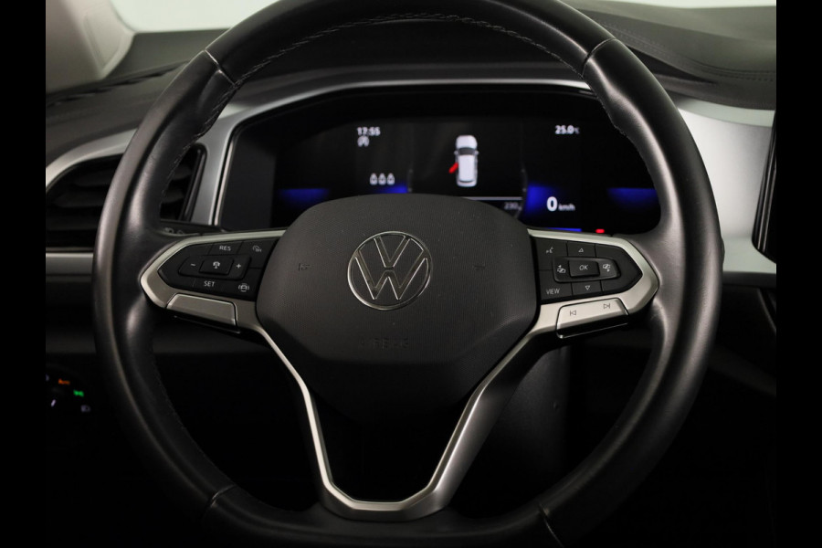 Volkswagen T-Roc 1.0 TSI Life 110 pk | Navigatie via App | LED Koplampen | Parkeersensoren (Park assist) | Achteruitrijcamera | Autom. airco | Keyless |