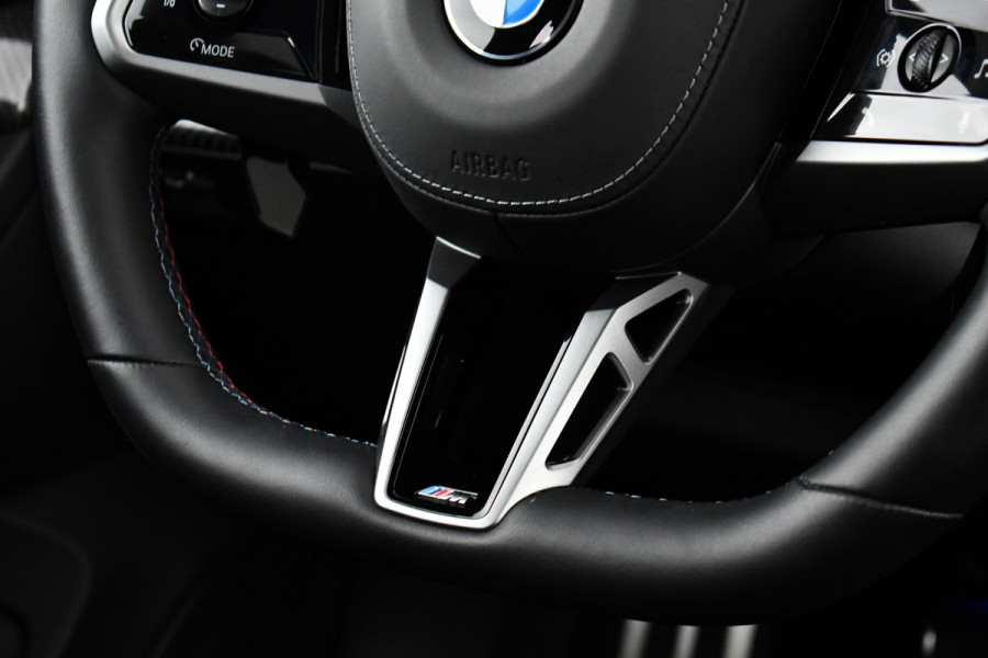 BMW M5 Touring | Chalk Individual | Ultimate Pack | Keramisch | Pano | Trekh | B&W | DA+