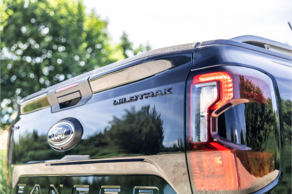 Ford Ranger 2.0 EcoBlue Wildtrak | Grijs kenteken | ACC | 360 Camera | Bang & Olufsen | Dodehoek detector | Trekhaak | Stoelverwarming | CarPlay | Navigatie | Nieuwe APK