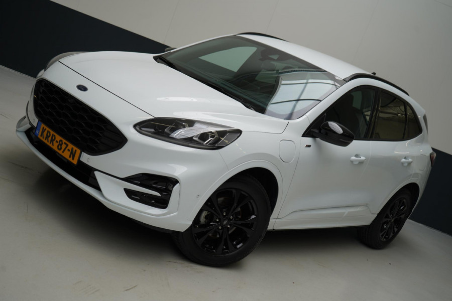 Ford Kuga 2.5 PHEV ST-Line | SoH 100% | Black Pakket | Blind-Spot | Stuurverwarming | Carplay | Navigatie