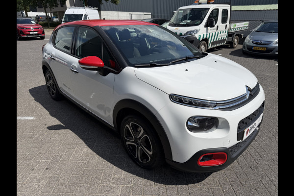 Citroën C3 82pk Shine (Camera - Keyless Entry - Dodehoek detectie - Automatische Airco - Navigatie - Apple Carplay - DAB)