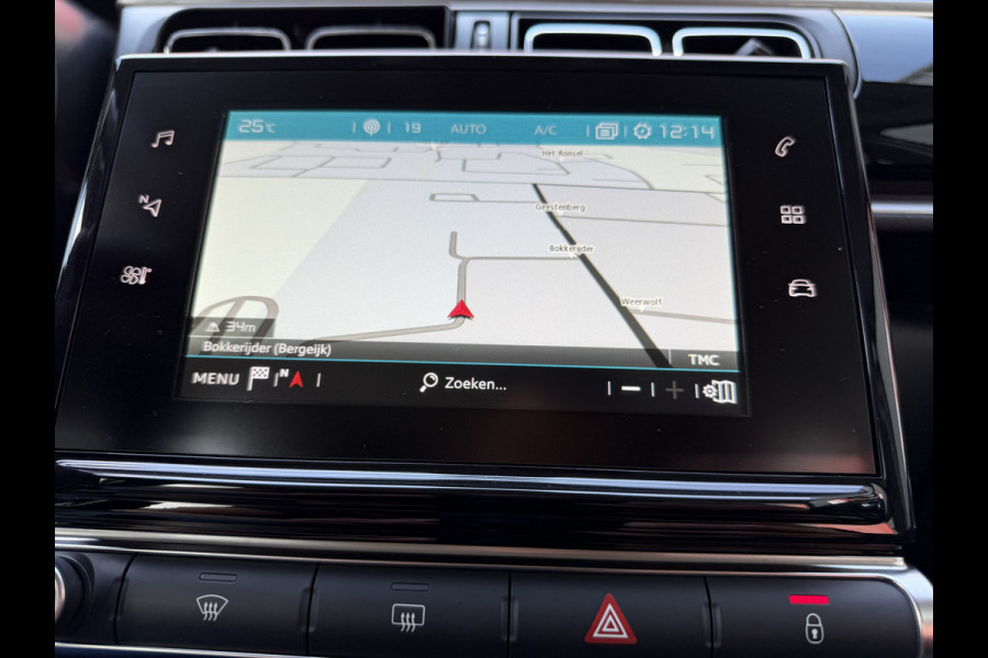 Citroën C3 82pk Shine (Camera - Keyless Entry - Dodehoek detectie - Automatische Airco - Navigatie - Apple Carplay - DAB)
