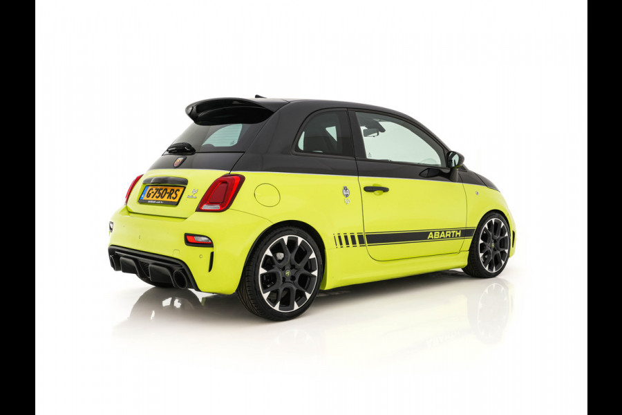 Abarth 695 1.4 T-Jet Competizione 70th Anniversary (INCL.BTW) Aut. *AKRAPOVIC | RECARO-SPORTSEATS | XENON | CARBON | SHIFTPADDLES | DIGI-COCKPIT | DAB+ | ECC | PDC | CRUISE | 17''ALU*