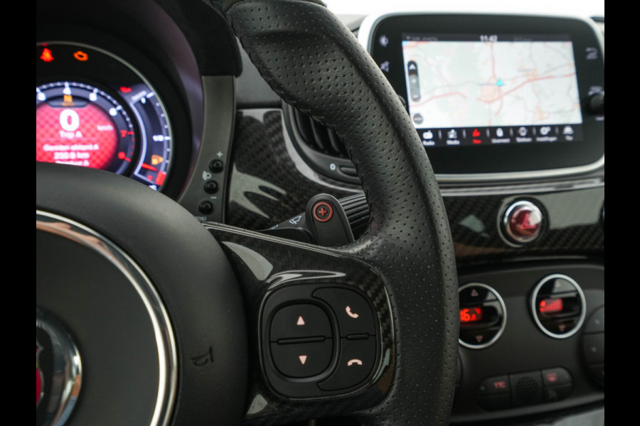 Abarth 695 1.4 T-Jet Competizione 70th Anniversary (INCL.BTW) Aut. *AKRAPOVIC | RECARO-SPORTSEATS | XENON | CARBON | SHIFTPADDLES | DIGI-COCKPIT | DAB+ | ECC | PDC | CRUISE | 17''ALU*