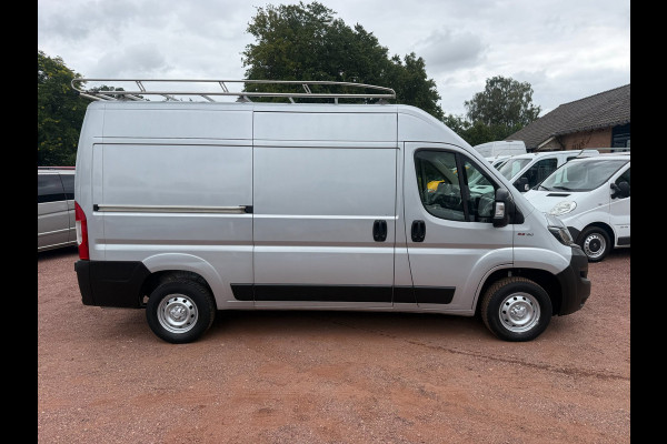 Fiat Ducato 30 2.3 MultiJet L2H2 Navigatie / Cruise Control / Imperiaal