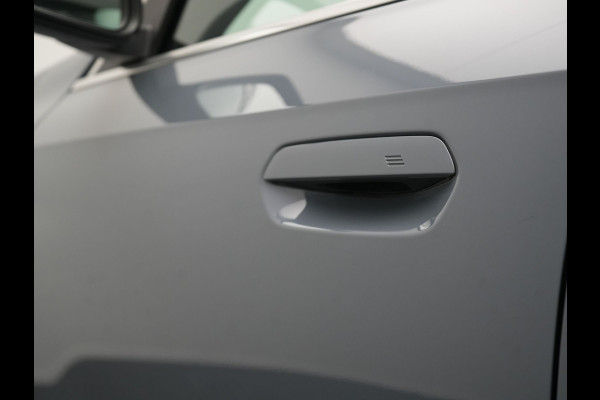 BMW X1 xDrive30e M Sport PHEV 326pk Dealer O.H. | Trekhaak Af Fabriek | Adaptive Cruise | Head Up | Harman / Kardon | 360 Camera | Alcantara Sportstoelen Memory & Verwarmd | Adaptief Onderstel | Sfeerverlichting | Stuur Verwarmd | Blis | Keyless | 20"L.M | Plug In Hybrid |