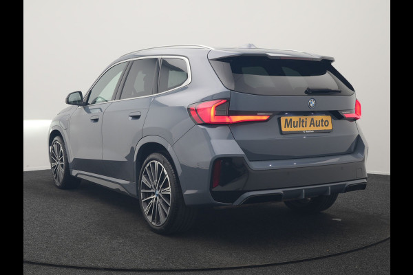 BMW X1 xDrive30e M Sport PHEV 326pk Dealer O.H. | Trekhaak Af Fabriek | Adaptive Cruise | Head Up | Harman / Kardon | 360 Camera | Alcantara Sportstoelen Memory & Verwarmd | Adaptief Onderstel | Sfeerverlichting | Stuur Verwarmd | Blis | Keyless | 20"L.M | Plug In Hybrid |