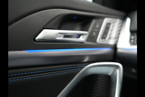 BMW X1 xDrive30e M Sport PHEV 326pk Dealer O.H. | Trekhaak Af Fabriek | Adaptive Cruise | Head Up | Harman / Kardon | 360 Camera | Alcantara Sportstoelen Memory & Verwarmd | Adaptief Onderstel | Sfeerverlichting | Stuur Verwarmd | Blis | Keyless | 20"L.M | Plug In Hybrid |
