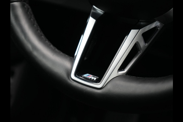 BMW X1 xDrive30e M Sport PHEV 326pk Dealer O.H. | Trekhaak Af Fabriek | Adaptive Cruise | Head Up | Harman / Kardon | 360 Camera | Alcantara Sportstoelen Memory & Verwarmd | Adaptief Onderstel | Sfeerverlichting | Stuur Verwarmd | Blis | Keyless | 20"L.M | Plug In Hybrid |