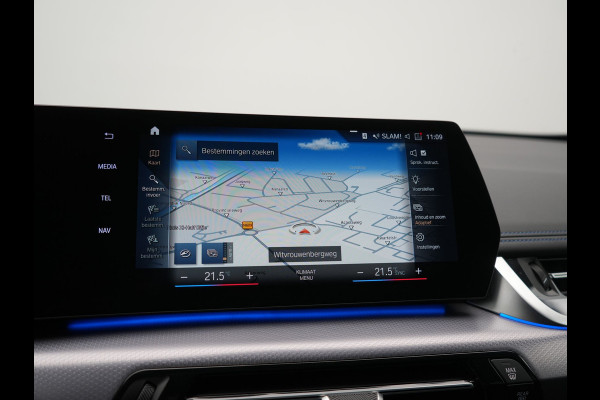 BMW X1 xDrive30e M Sport PHEV 326pk Dealer O.H. | Trekhaak Af Fabriek | Adaptive Cruise | Head Up | Harman / Kardon | 360 Camera | Alcantara Sportstoelen Memory & Verwarmd | Adaptief Onderstel | Sfeerverlichting | Stuur Verwarmd | Blis | Keyless | 20"L.M | Plug In Hybrid |