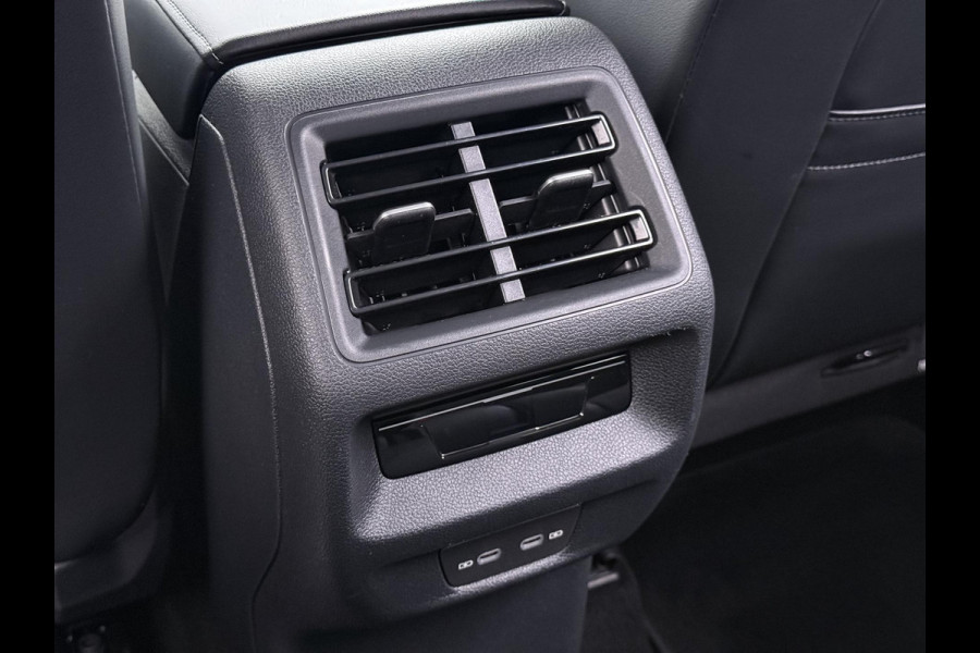 Volkswagen Tayron 1.5 eHybrid Elegance STOEL- & STUURWIELVERWARMING | IQ LED | ELEK. TREKHAAK | 360° CAMERA | BLIND SPOT | ADAPTIVE CRUISE CONTROL | FABRIEKSGARANTIE | ALL IN RPIJS |