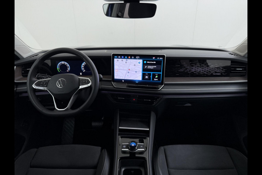 Volkswagen Tayron 1.5 eHybrid Elegance STOEL- & STUURWIELVERWARMING | IQ LED | ELEK. TREKHAAK | 360° CAMERA | BLIND SPOT | ADAPTIVE CRUISE CONTROL | FABRIEKSGARANTIE | ALL IN RPIJS |