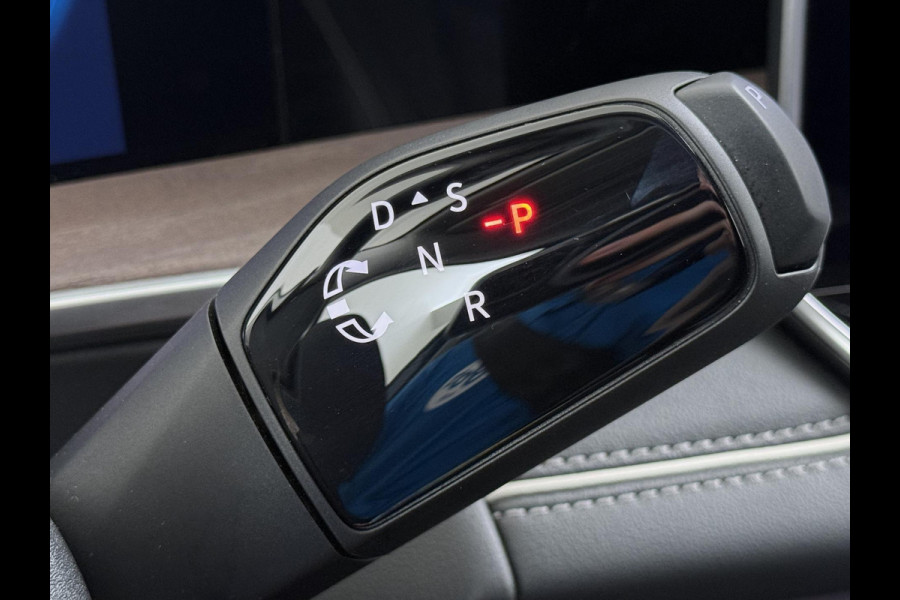 Volkswagen Tayron 1.5 eHybrid Elegance STOEL- & STUURWIELVERWARMING | IQ LED | ELEK. TREKHAAK | 360° CAMERA | BLIND SPOT | ADAPTIVE CRUISE CONTROL | FABRIEKSGARANTIE | ALL IN RPIJS |