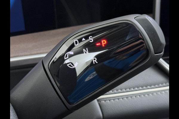 Volkswagen Tayron 1.5 eHybrid Elegance STOEL- & STUURWIELVERWARMING | IQ LED | ELEK. TREKHAAK | 360° CAMERA | BLIND SPOT | ADAPTIVE CRUISE CONTROL | FABRIEKSGARANTIE | ALL IN RPIJS |