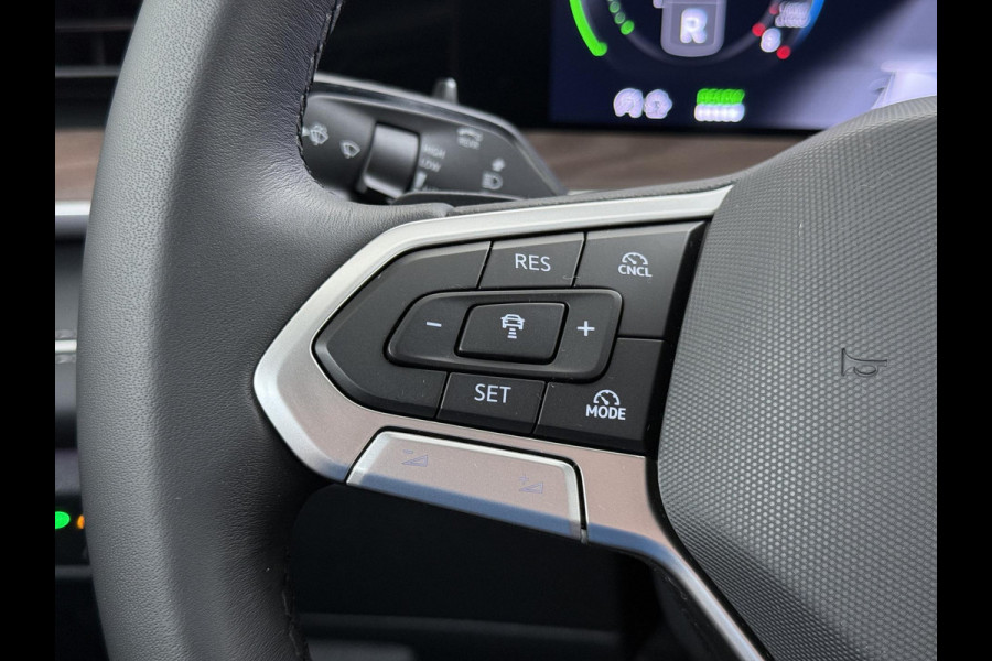 Volkswagen Tayron 1.5 eHybrid Elegance STOEL- & STUURWIELVERWARMING | IQ LED | ELEK. TREKHAAK | 360° CAMERA | BLIND SPOT | ADAPTIVE CRUISE CONTROL | FABRIEKSGARANTIE | ALL IN RPIJS |