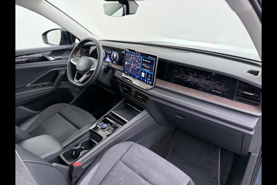Volkswagen Tayron 1.5 eHybrid Elegance STOEL- & STUURWIELVERWARMING | IQ LED | ELEK. TREKHAAK | 360° CAMERA | BLIND SPOT | ADAPTIVE CRUISE CONTROL | FABRIEKSGARANTIE | ALL IN RPIJS |