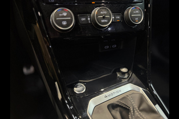 Volkswagen T-Roc R 2.0 TSI 4Motion Sport 300pk|Pano|Leder|Beats|Keyless|