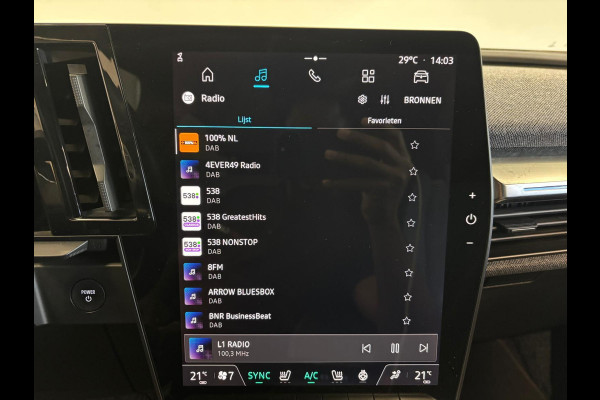 Renault Mégane E-Tech EV60 Techno Navigatie Apple Carplay Android Auto 360 camera Parkeerhulp Adaptive Cruise Control Stoel- en stuurverwarming Dodehoekassistent Full Led Climate Control