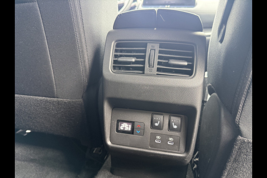Nissan X-Trail 1.5 e-4orce N-Connecta 4WD 7 persoons/ zitter 7P