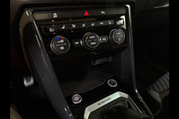 Volkswagen T-Roc 2.0 TSI 4Motion Sport R-Line |Pano|Beats|Keyless|Navi