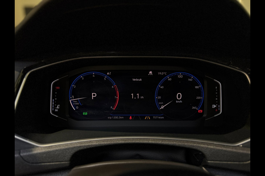 Volkswagen T-Roc 2.0 TSI 4Motion Sport R-Line |Pano|Beats|Keyless|Navi