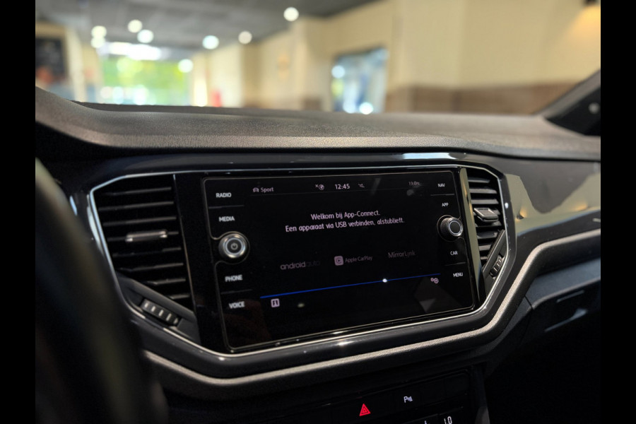 Volkswagen T-Roc 2.0 TSI 4Motion Sport R-Line |Pano|Beats|Keyless|Navi