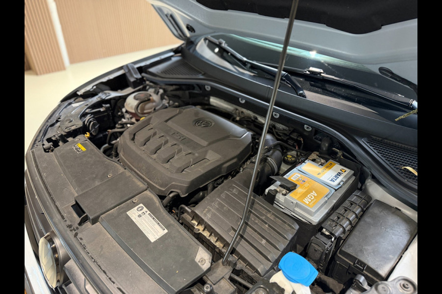 Volkswagen T-Roc 2.0 TSI 4Motion Sport R-Line |Pano|Beats|Keyless|Navi