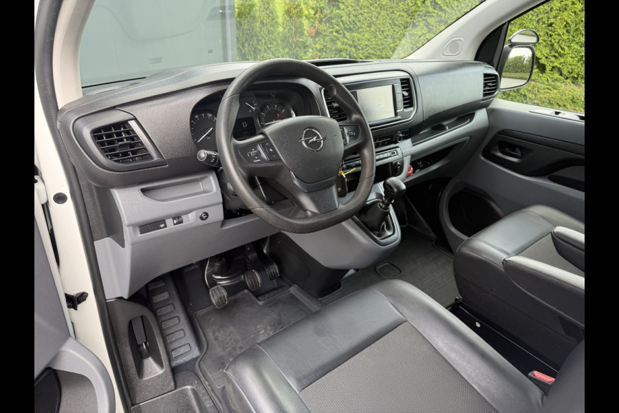 Opel Vivaro 2.0 CDTI 123 PK / L2H1 / 1e EIG. / TREKHAAK / CAMERA / CARPLAY / NAVI / CRUISE / AIRCO