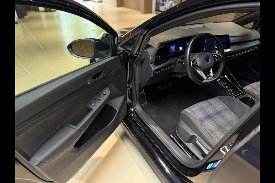 Volkswagen Golf 2.0 TSI GTI |Pano|Matrix|Blindspot|Camera|