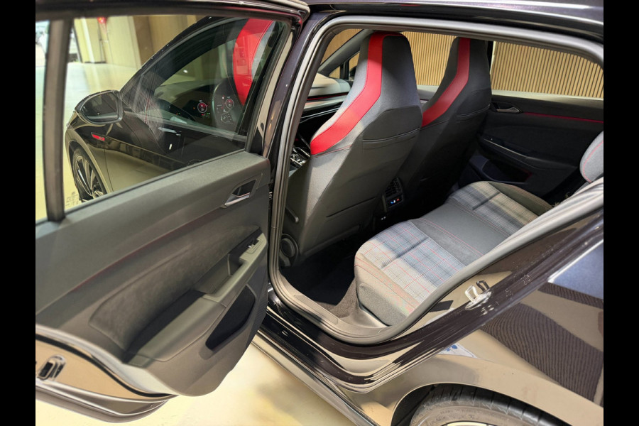 Volkswagen Golf 2.0 TSI GTI |Pano|Matrix|Blindspot|Camera|
