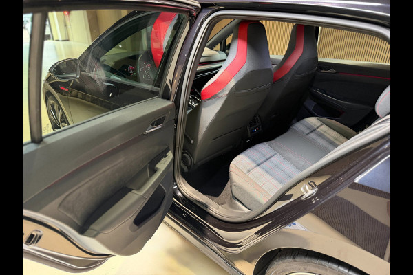 Volkswagen Golf 2.0 TSI GTI |Pano|Matrix|Blindspot|Camera|