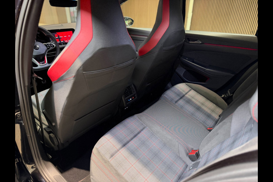 Volkswagen Golf 2.0 TSI GTI |Pano|Matrix|Blindspot|Camera|
