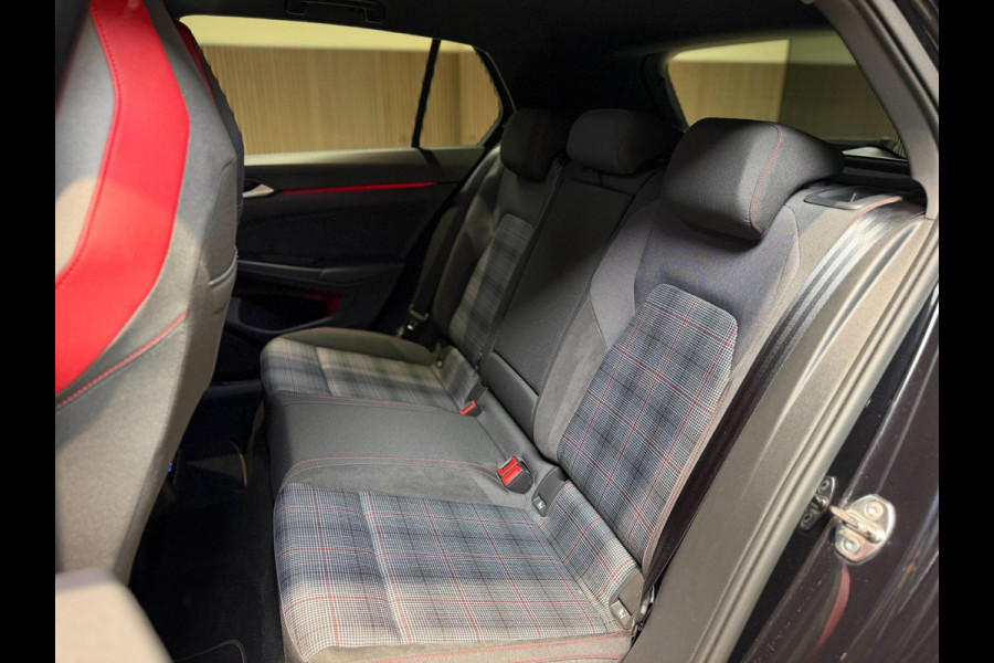 Volkswagen Golf 2.0 TSI GTI |Pano|Matrix|Blindspot|Camera|